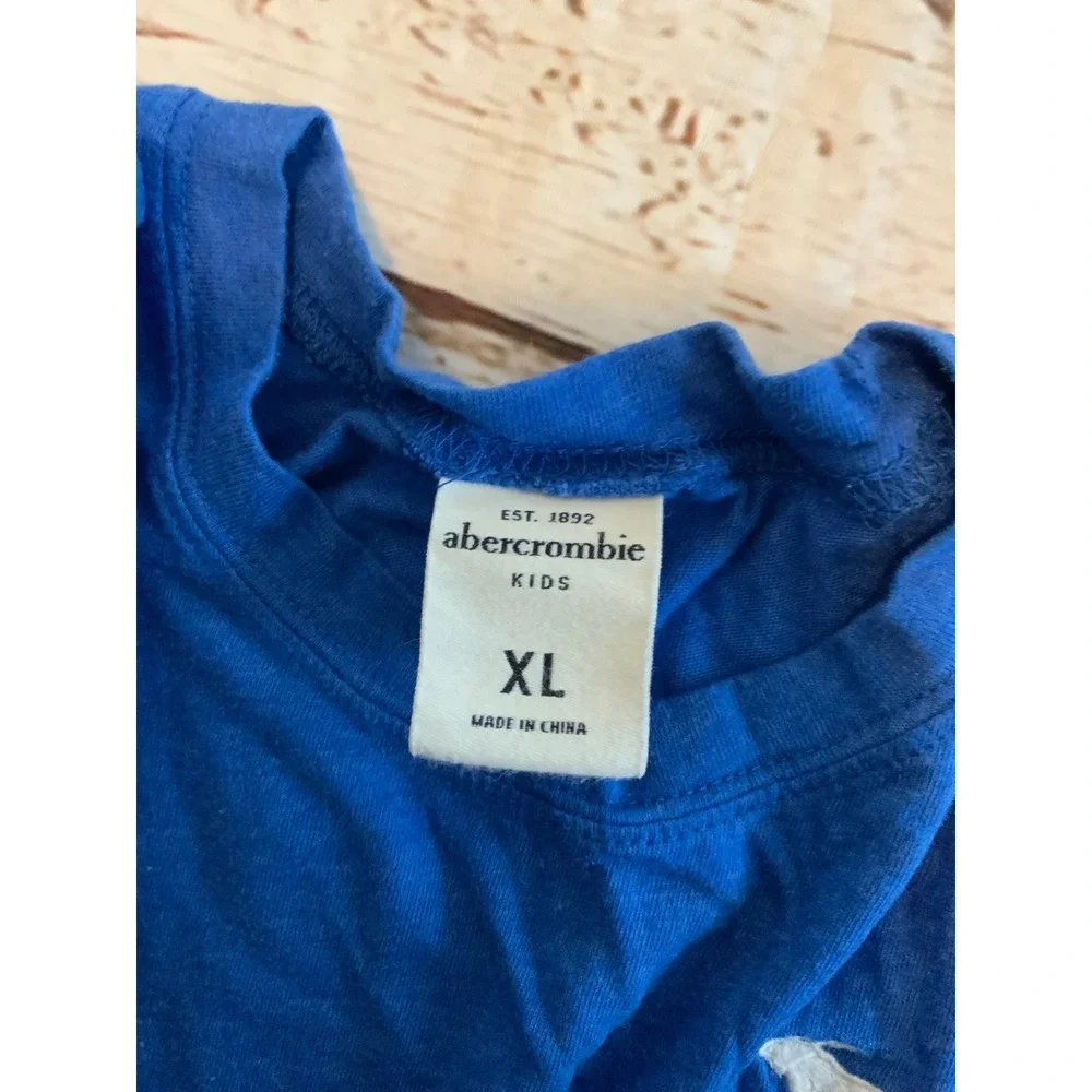Abercrombie Kids XL Royal Blue Short Sleeve T-Shirt White Moose Logo Crew Neck